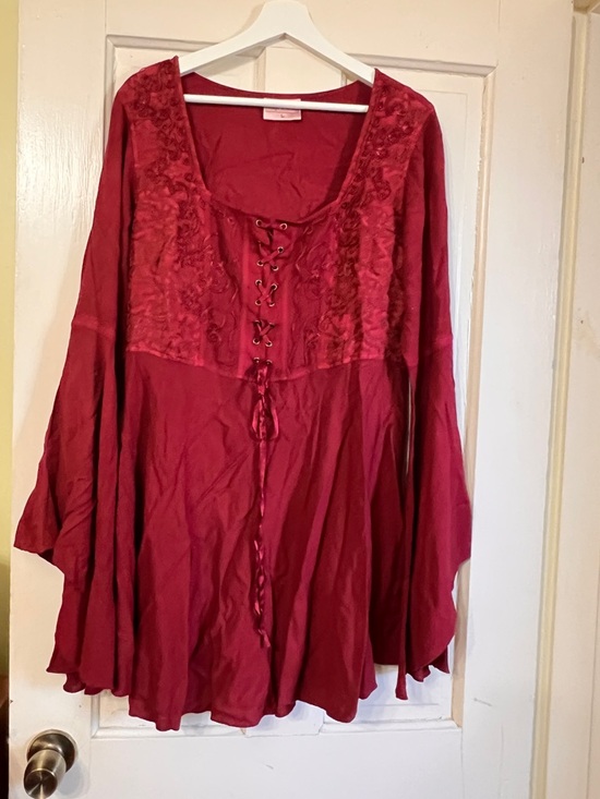 HolyClothing Tops - Lace-Up Scoop Neck Tunic Top in Deep Red